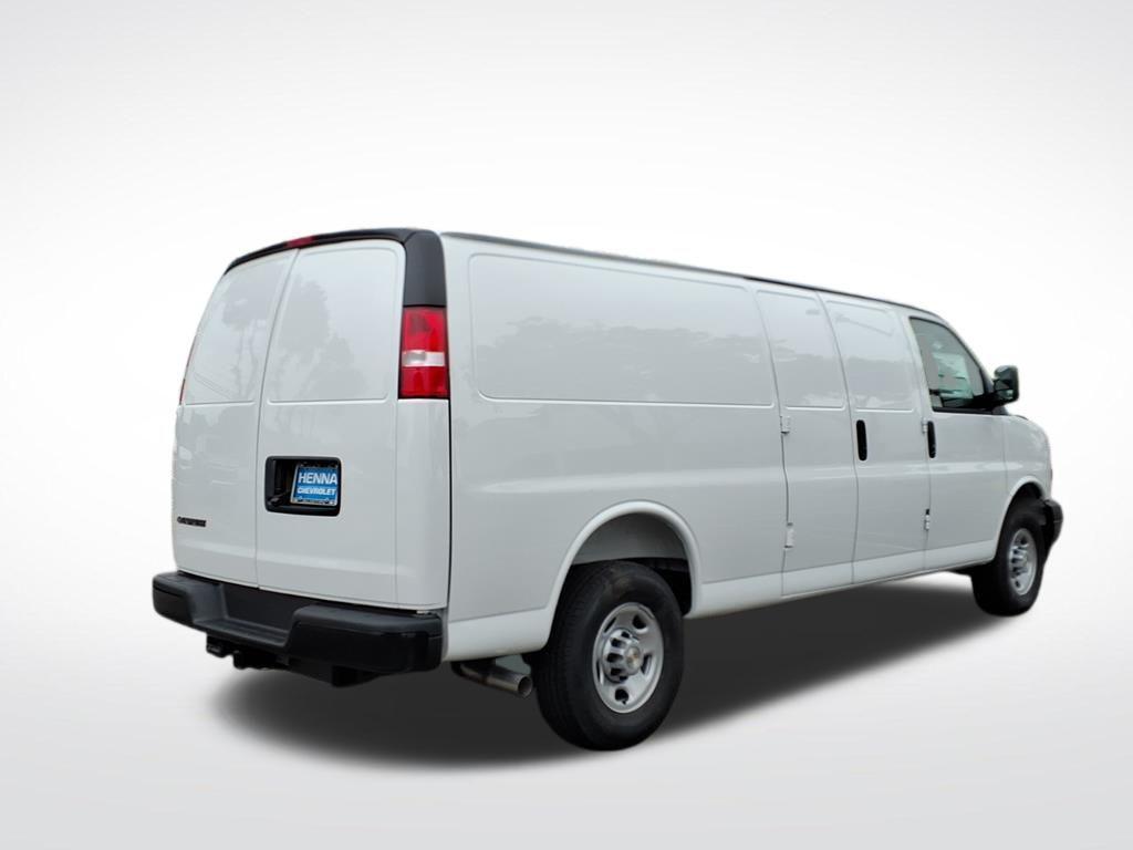 new 2026 Chevrolet Express 3500 car, priced at $49,068