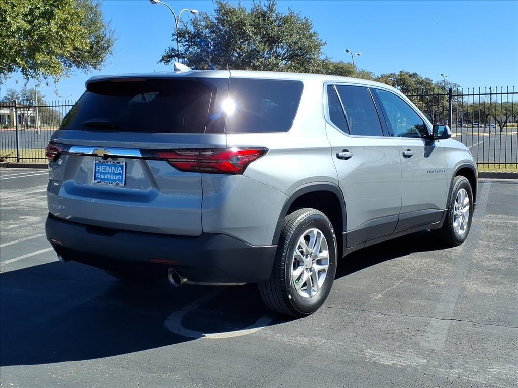 used 2023 Chevrolet Traverse car, priced at $25,795