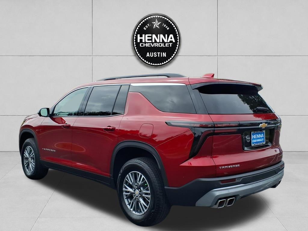 used 2025 Chevrolet Traverse car, priced at $39,107