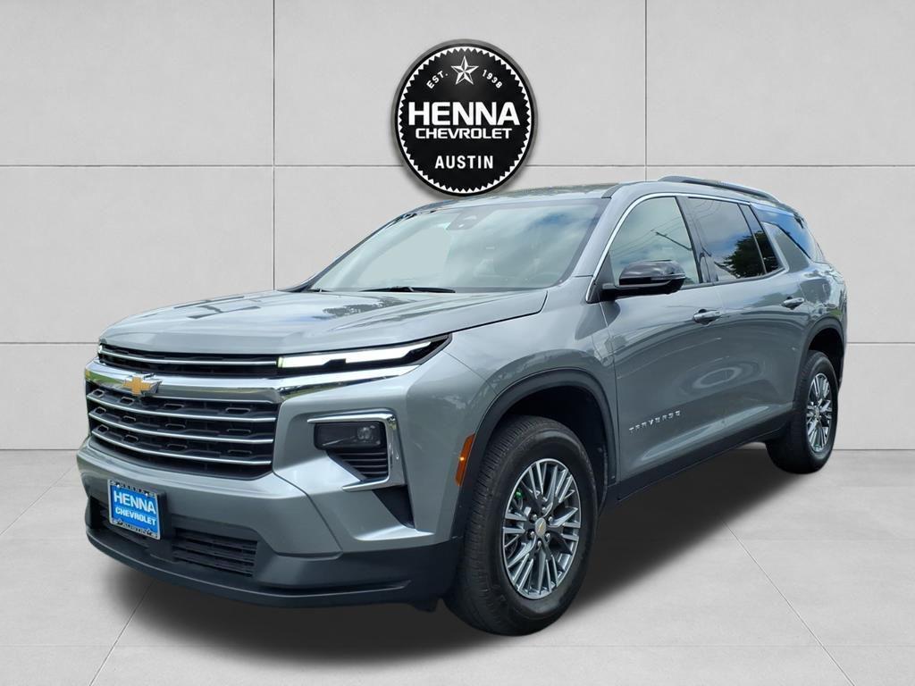 used 2025 Chevrolet Traverse car, priced at $35,920