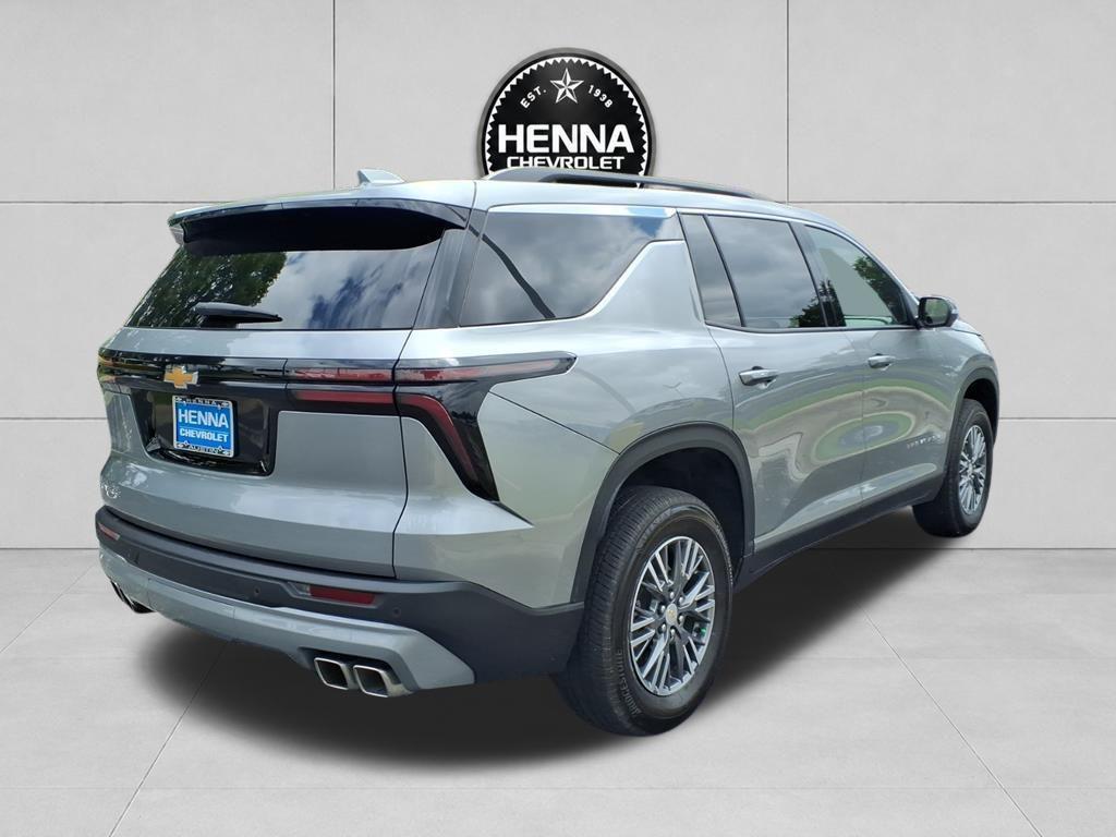 used 2025 Chevrolet Traverse car, priced at $35,920