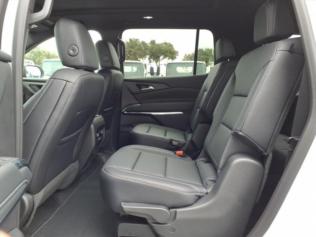 new 2026 Chevrolet Traverse car, priced at $47,286