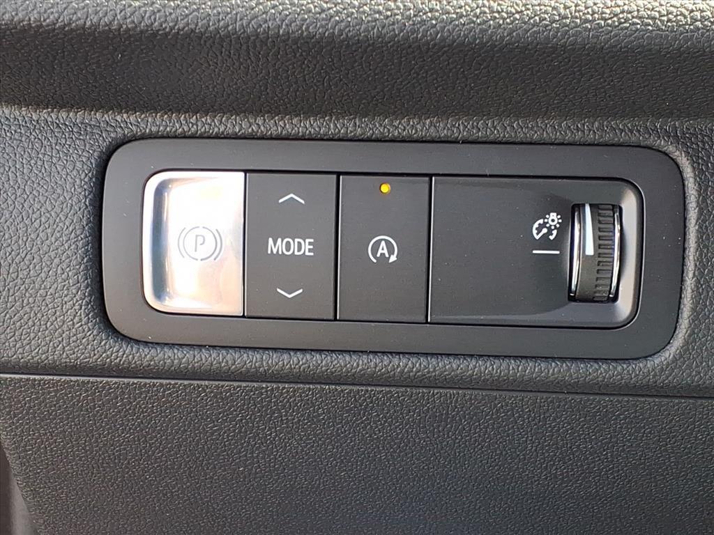 new 2026 Chevrolet Traverse car, priced at $46,819