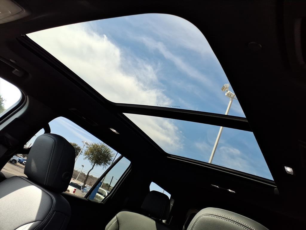 new 2026 Chevrolet Traverse car, priced at $46,819