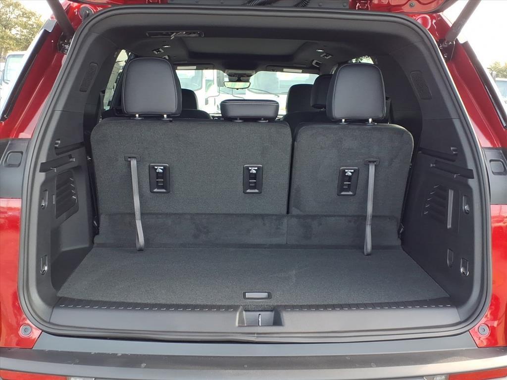 new 2026 Chevrolet Traverse car, priced at $46,819