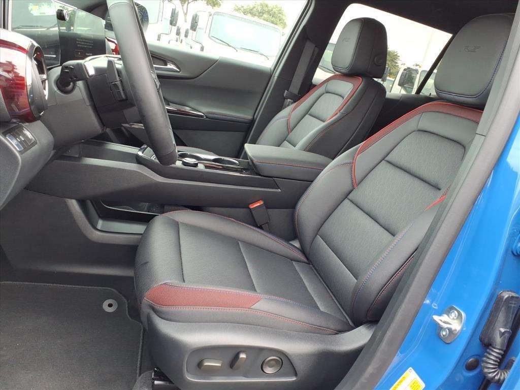 new 2026 Chevrolet Equinox car, priced at $33,689