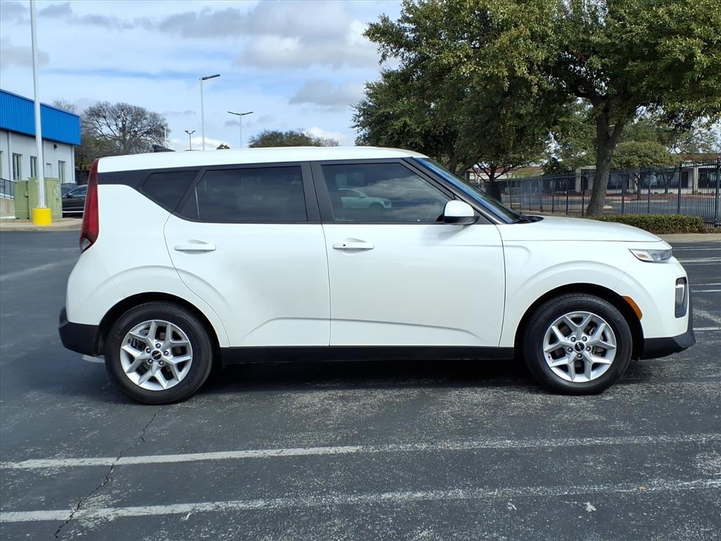 used 2022 Kia Soul car, priced at $16,495