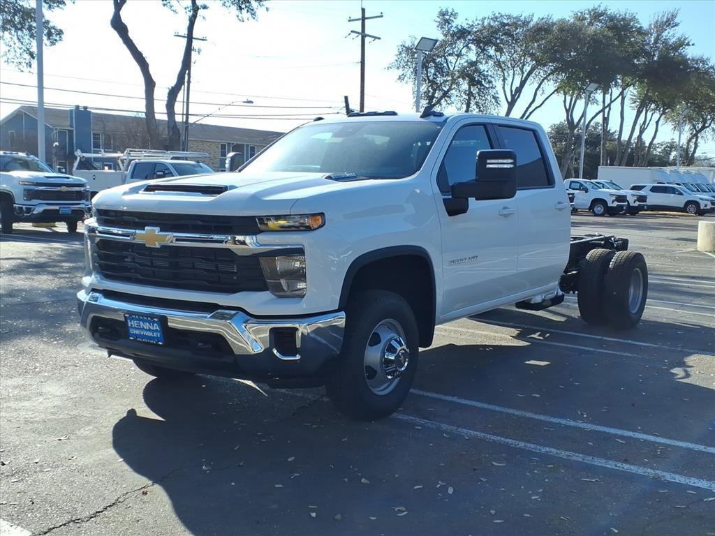 new 2026 Chevrolet Silverado 3500 car, priced at $63,441