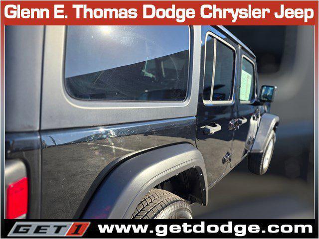 used 2022 Jeep Wrangler Unlimited car, priced at $31,244