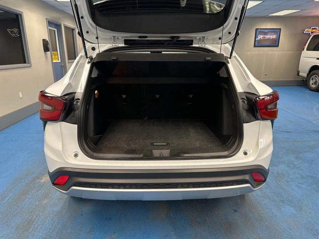 used 2025 Chevrolet Trax car, priced at $21,880