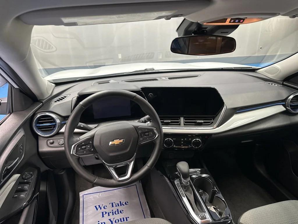 used 2025 Chevrolet Trax car, priced at $21,880