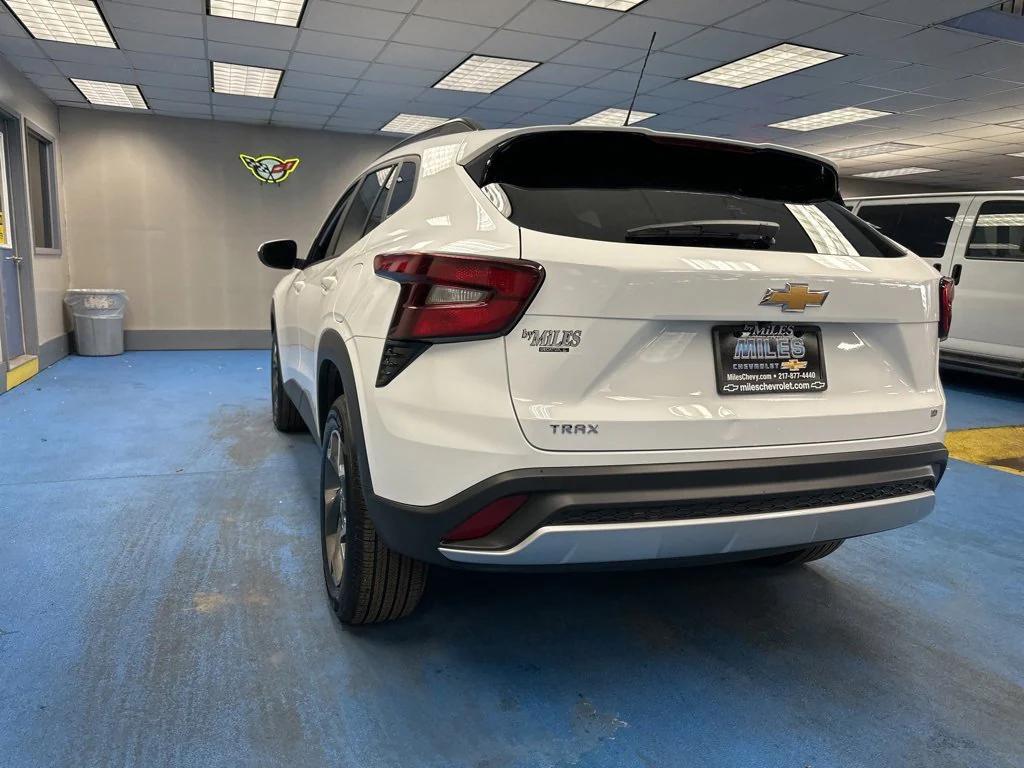 used 2025 Chevrolet Trax car, priced at $21,880