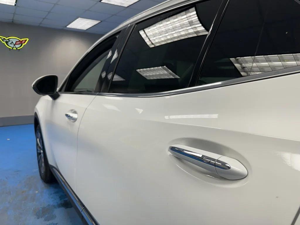 used 2024 Buick Envision car, priced at $24,990