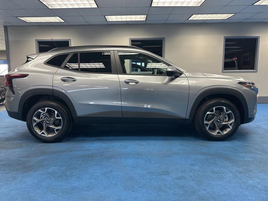 new 2026 Chevrolet Trax car, priced at $25,680