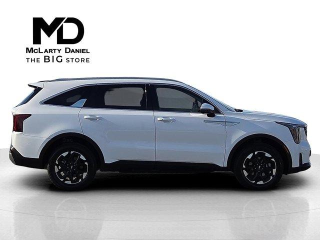 used 2024 Kia Sorento car, priced at $27,000