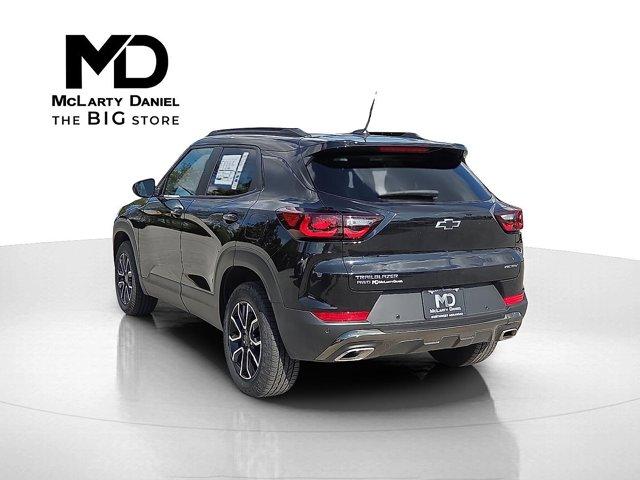 new 2026 Chevrolet TrailBlazer car, priced at $28,899