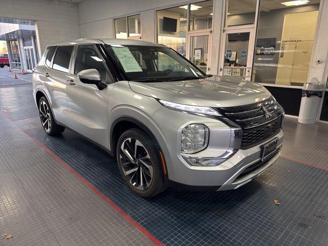 used 2024 Mitsubishi Outlander car, priced at $24,397