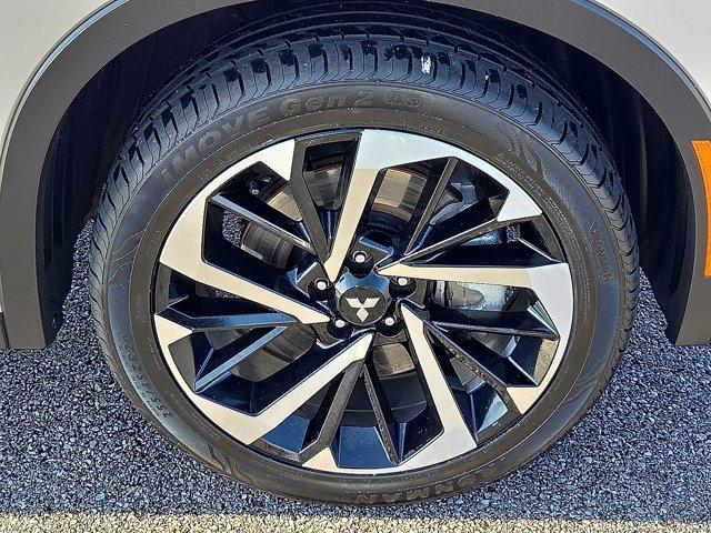 used 2024 Mitsubishi Outlander car, priced at $23,146