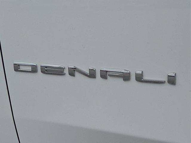 used 2025 GMC Yukon car, priced at $71,820