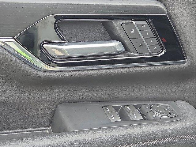 used 2025 GMC Yukon car, priced at $66,750