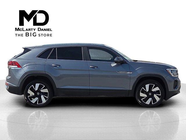 used 2024 Volkswagen Atlas Cross Sport car, priced at $25,900