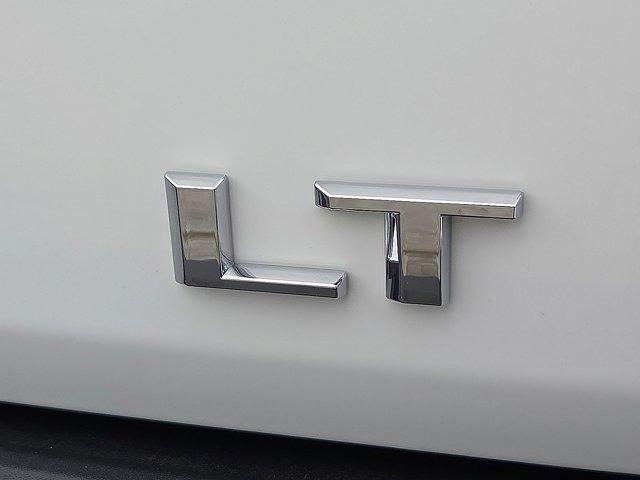 new 2026 Chevrolet Suburban car, priced at $75,670