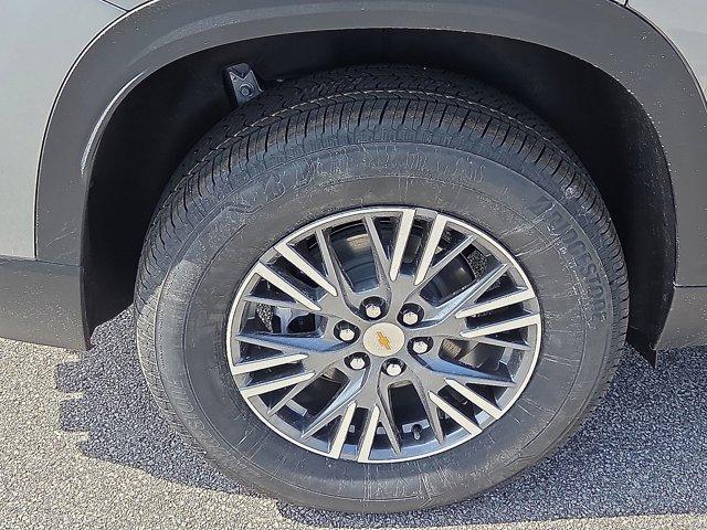 new 2026 Chevrolet Traverse car, priced at $505