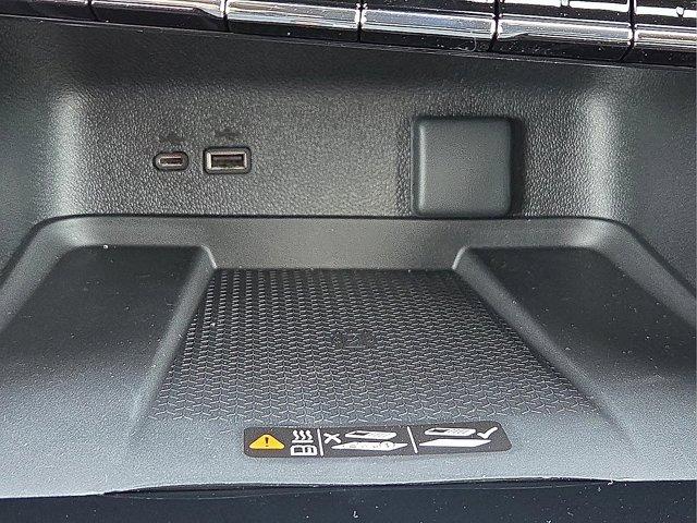 new 2026 Chevrolet Traverse car, priced at $505