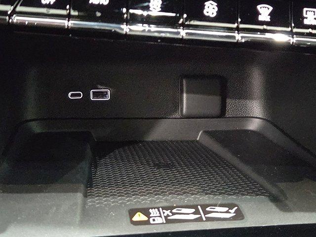 new 2026 Chevrolet Traverse car, priced at $53,786