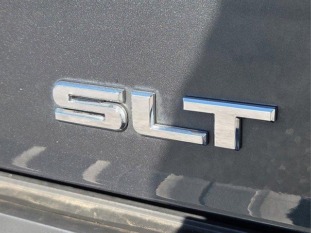 used 2018 GMC Sierra 1500 car, priced at $28,376