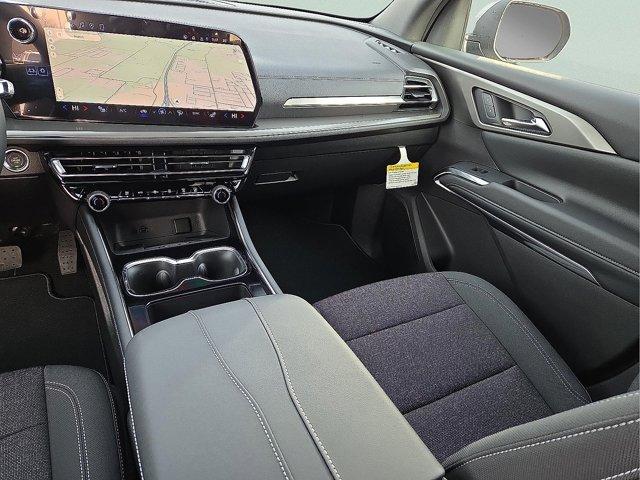 new 2026 Chevrolet Traverse car, priced at $42,111