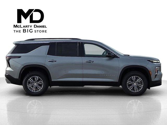 new 2026 Chevrolet Traverse car, priced at $42,111