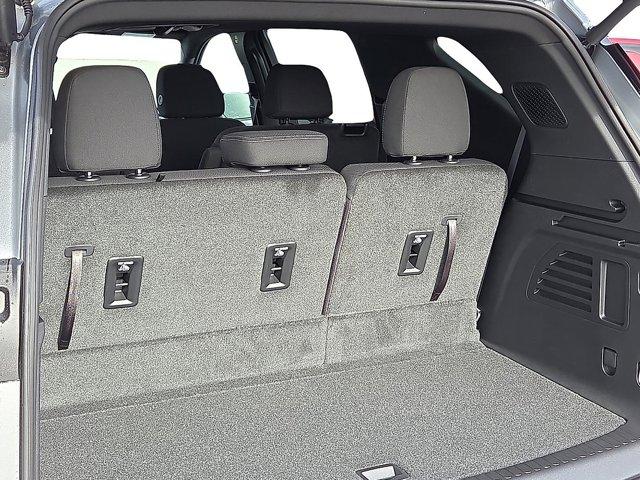 new 2026 Chevrolet Traverse car, priced at $42,111