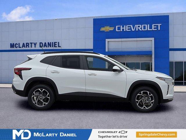 new 2026 Chevrolet Trax car, priced at $25,385