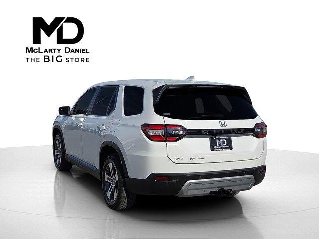 used 2024 Honda Pilot car, priced at $37,139