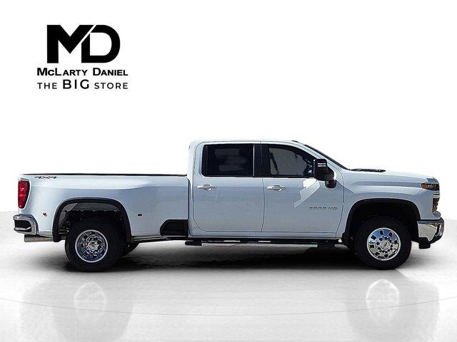 new 2026 Chevrolet Silverado 3500 car, priced at $78,615