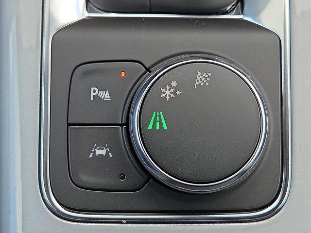 new 2025 Chevrolet Blazer car, priced at $34,500