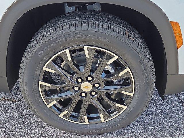 new 2026 Chevrolet Traverse car, priced at $44,270