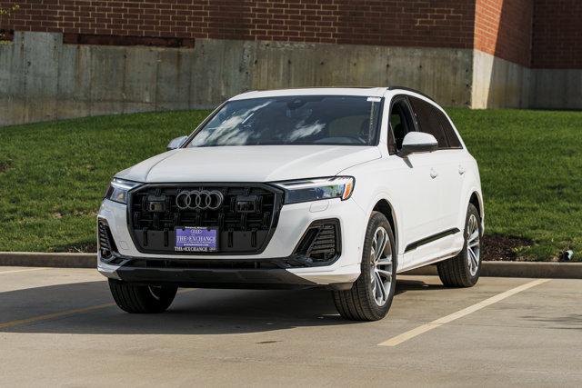 new 2026 Audi Q7 car, priced at $67,697