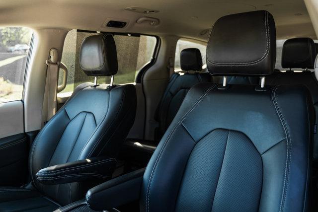 used 2024 Chrysler Pacifica car, priced at $30,667