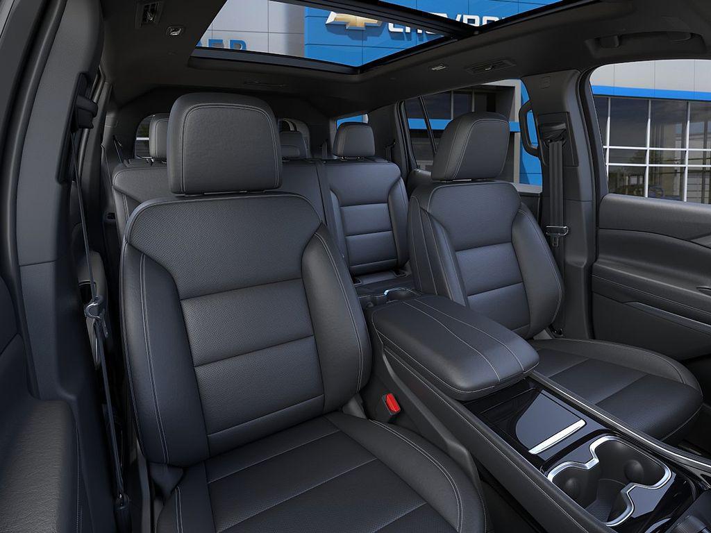 new 2026 Chevrolet Traverse car, priced at $48,020
