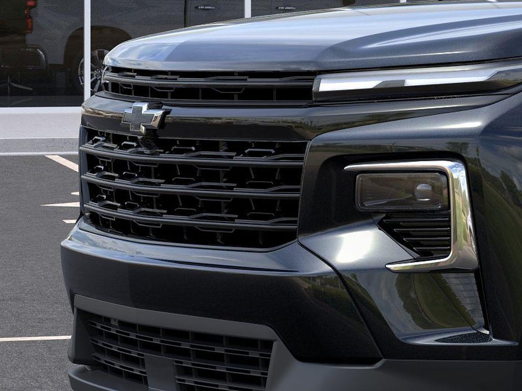 new 2026 Chevrolet Traverse car, priced at $47,805