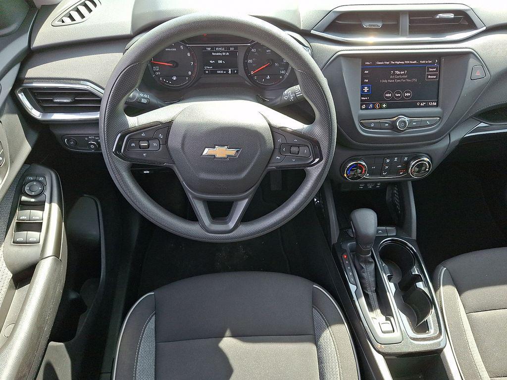used 2023 Chevrolet TrailBlazer car, priced at $20,394