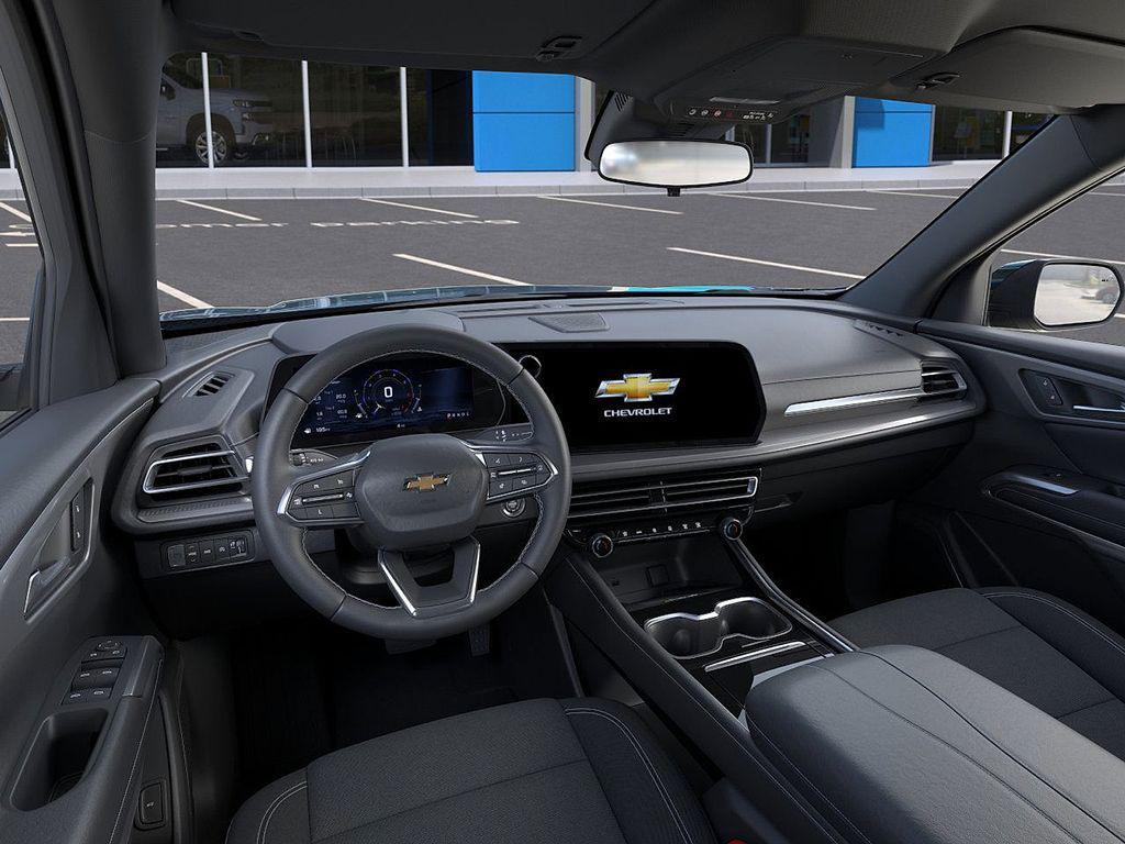 new 2026 Chevrolet Traverse car, priced at $43,295