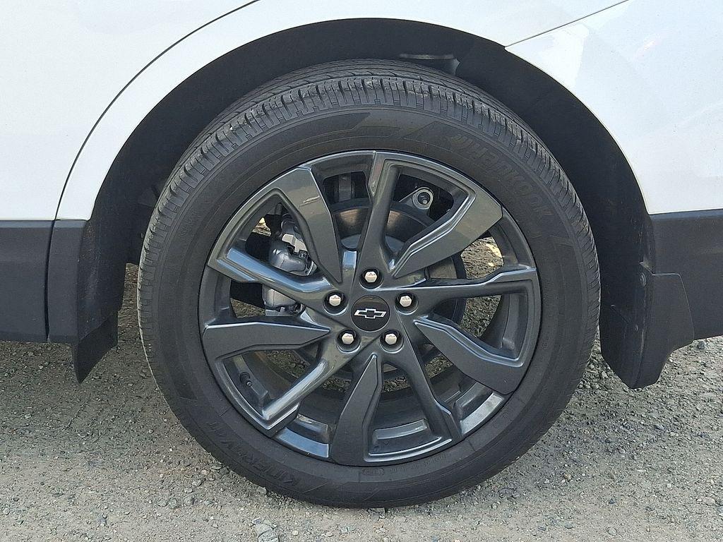 used 2024 Chevrolet Equinox car, priced at $24,300