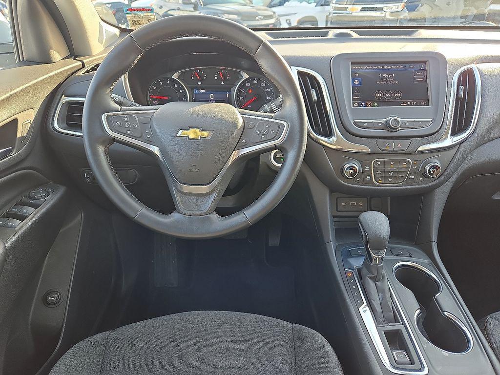 used 2023 Chevrolet Equinox car, priced at $21,000