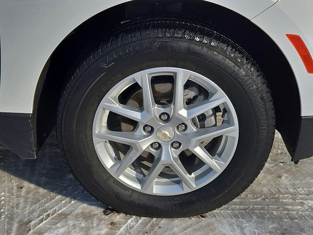 used 2023 Chevrolet Equinox car, priced at $21,000