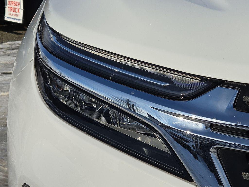 used 2023 Chevrolet Equinox car, priced at $21,000