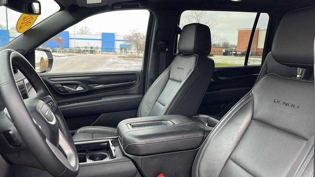 used 2024 GMC Yukon XL car, priced at $58,920