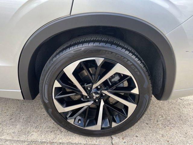used 2023 Mitsubishi Outlander PHEV car, priced at $30,158